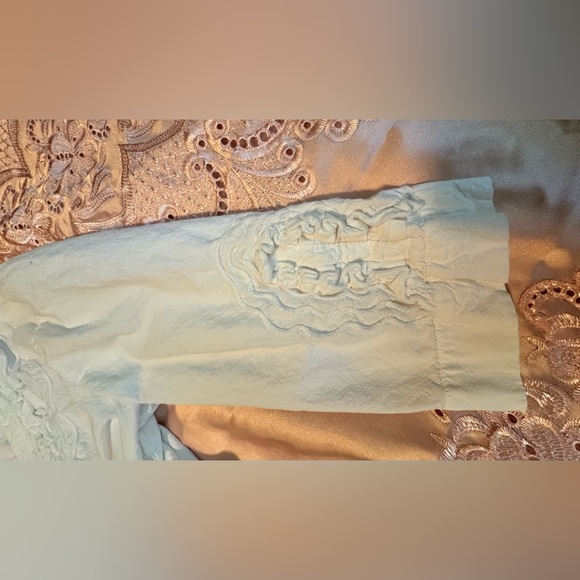 Gretty Zueger White Ruffled 3/4 Sleeve Blouse with Mandarin Collar - Picture 10 of 13